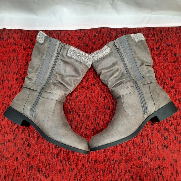 Torrid Women's Booties Sweater Knit Trim Buckle Accent Gray Size 11 - Picture 3 of 14